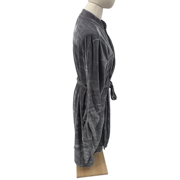 Amaryllis Gray Tassel Long Sleeve Velvet Duster Robe Size 3X Women's - Picture 5 of 6